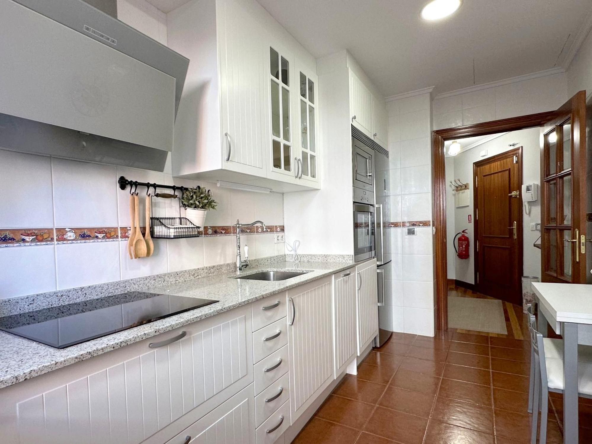 Apartamento Con Gran Terraza En El Centro Apartment Castro Urdiales Exterior foto